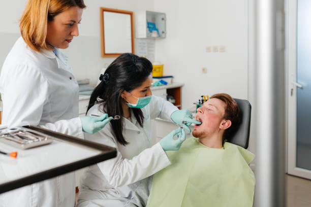 Best Emergency Treatment for Dental Infections or Abscesses in East Moline, IL